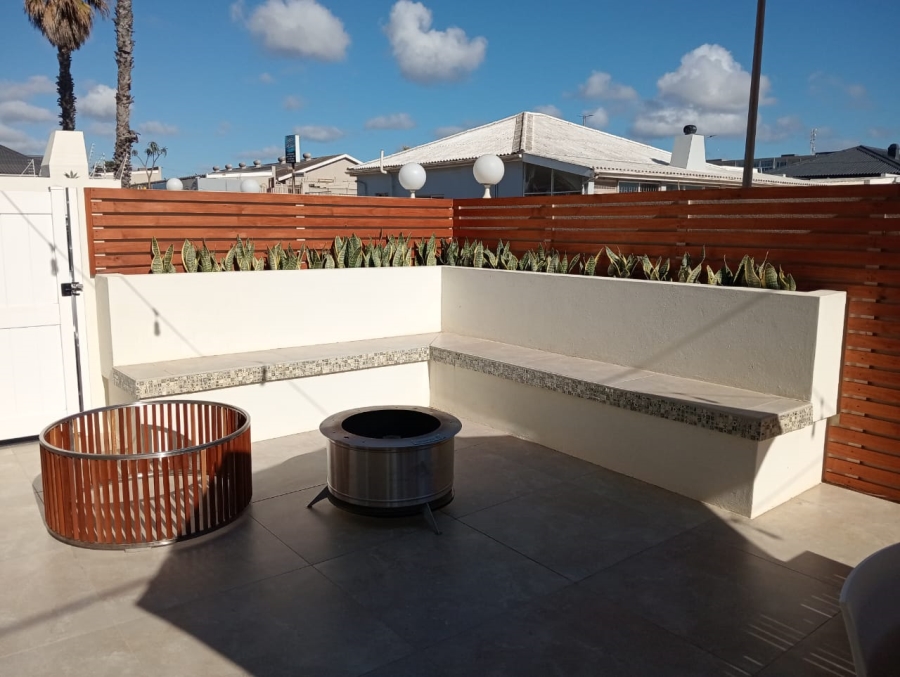 3 Bedroom Property for Sale in Jeffreys Bay Central Eastern Cape